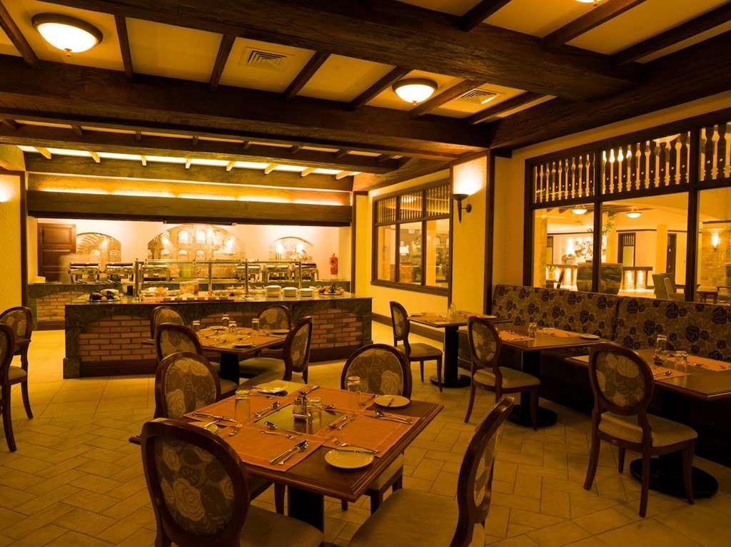 Kigo Lake Victoria Serena Golf Resort & Spa מסעדה תמונה